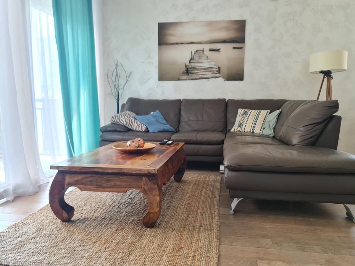 Apartments تيفات المظهر الخارجي الصورة