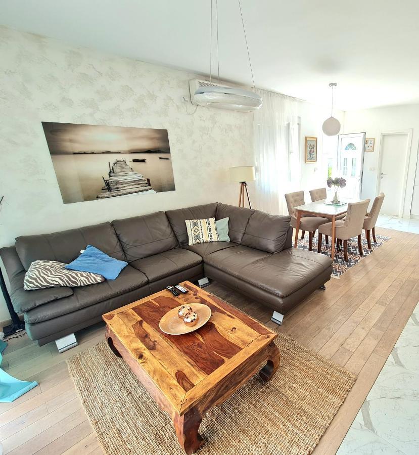 Apartments تيفات المظهر الخارجي الصورة