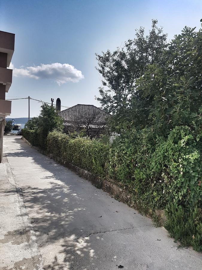 Apartments تيفات المظهر الخارجي الصورة